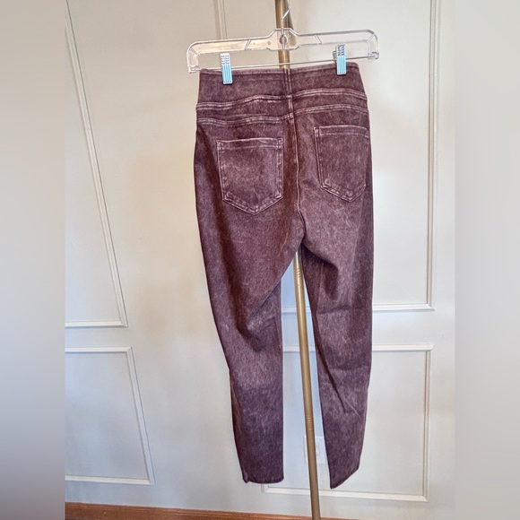 Halara Flex Size Small NWT High Waisted Acid Washed Denim - Skinny Jean Leggings - Picture 2 of 4